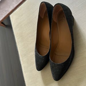 Aquatalia Pasha Textured Leather Pump Heel Shoes